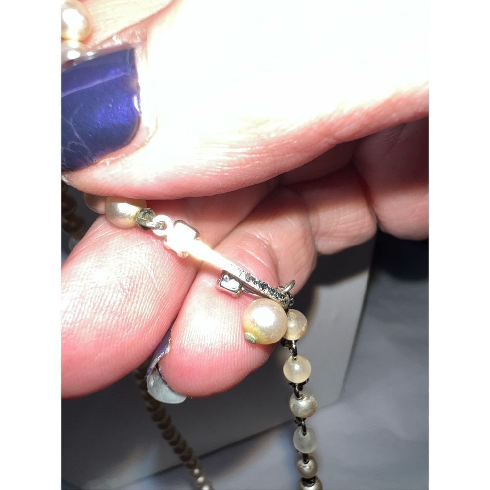 Vintage Signed‎ Marvella Faux Pearl with Rhinestone Hook Necklace - Picture 6 of 9